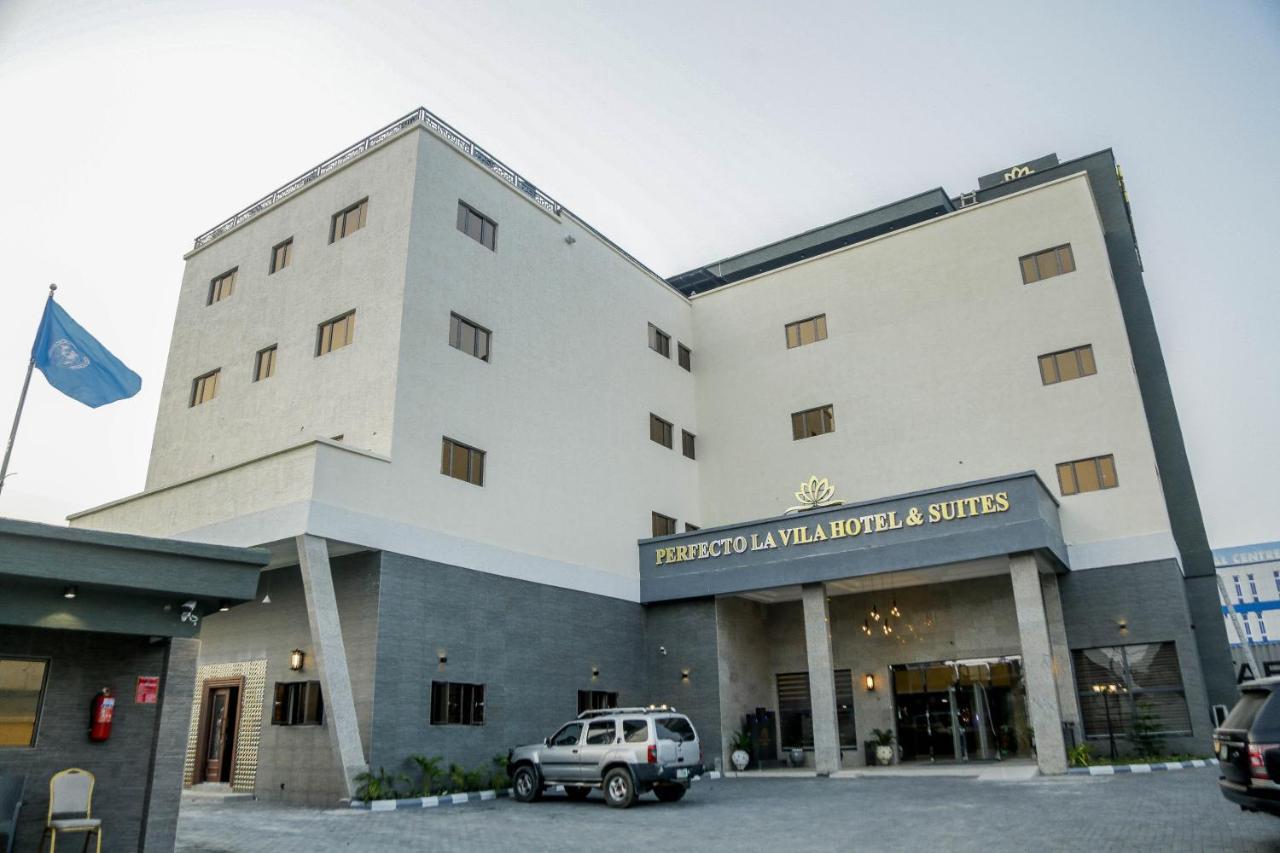 Perfecto La Villa Hotel And Suites Lagos Eksteriør billede